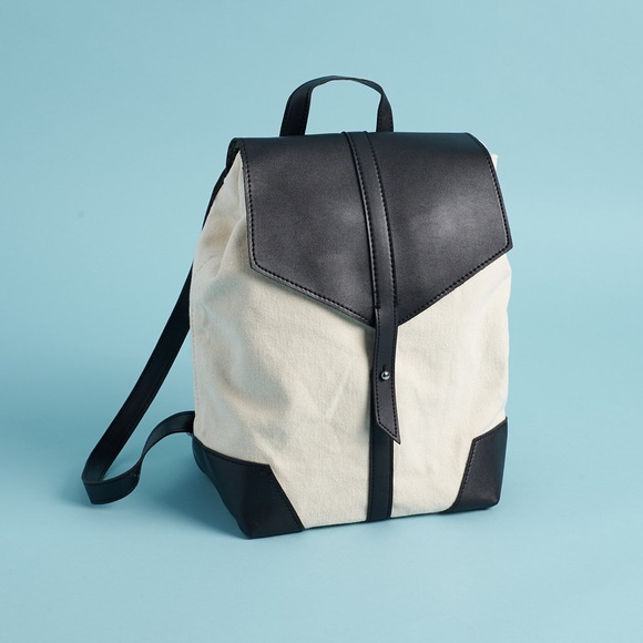 deux lux demi backpack